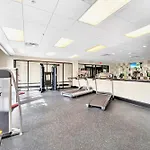 Near Disney - 2Br Condo - Balcony Pool Hot Tub