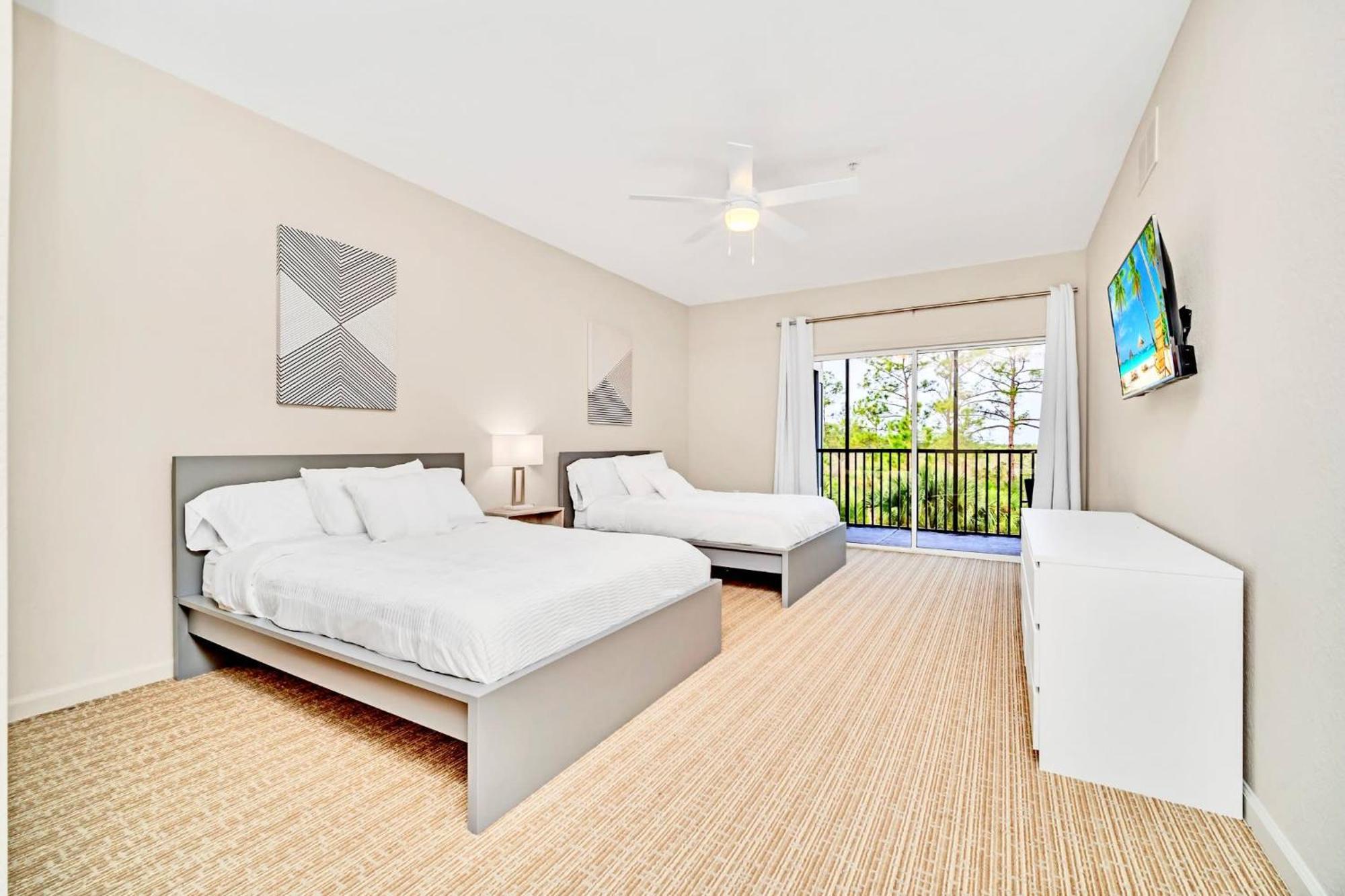 Holiday home Near - 2br - Balcony Pool Hot Tub