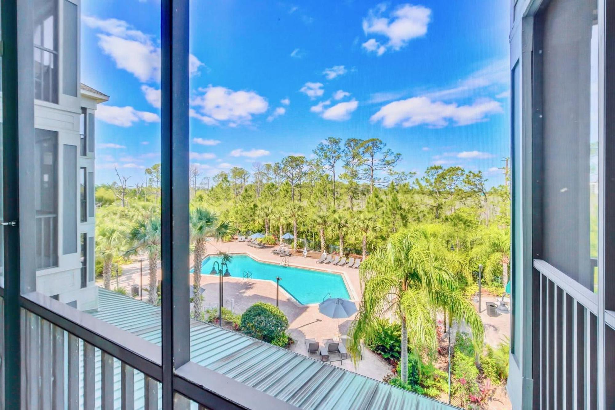 Near - 2br - Balcony Pool Hot Tub Holiday home Orlando